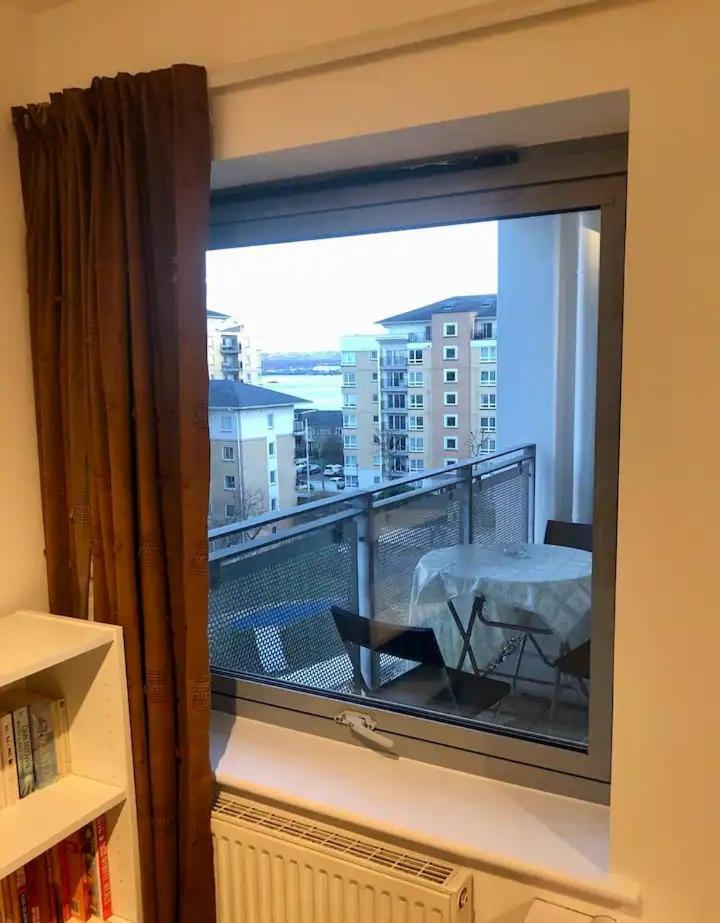 Room 1 Or 2 Ppl Near Excel, O2, Canary Wharf - London Exterior photo