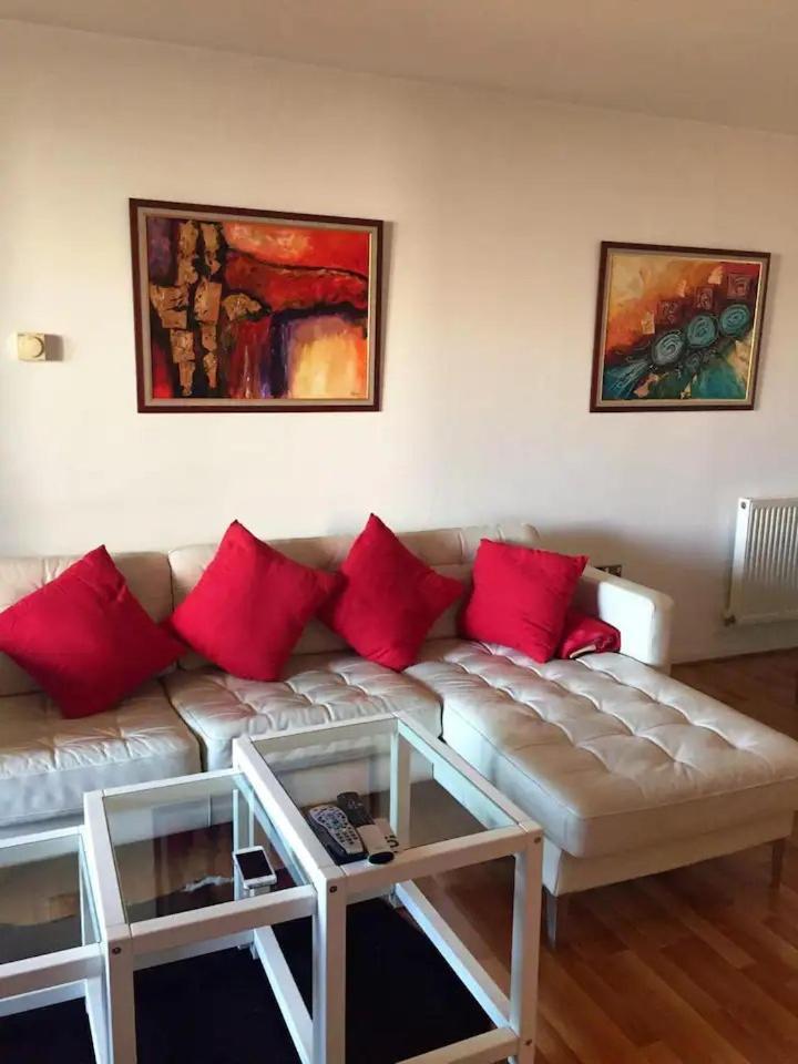 Room 1 Or 2 Ppl Near Excel, O2, Canary Wharf - London Exterior photo